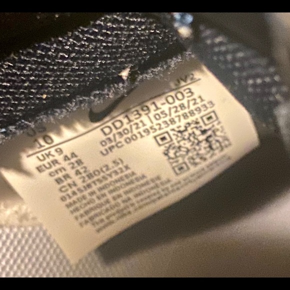 Nike Dunk low- Midnight Navy/ Gray (Georgetown) - Picture 11 of 16